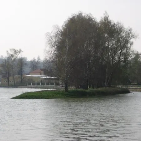 Penzion Nike Trio Riviera 2*